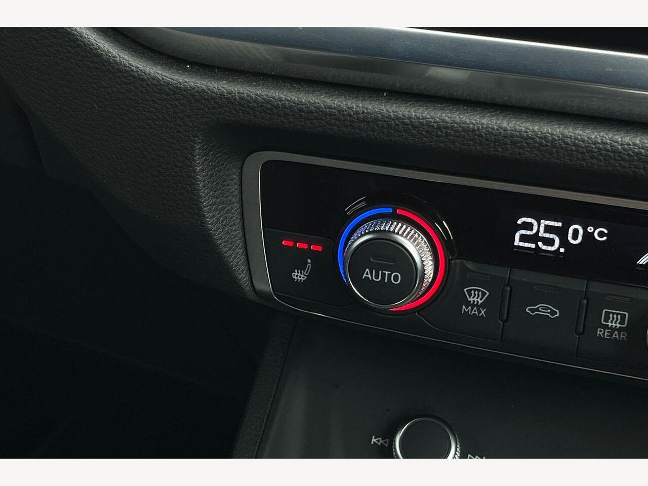 Used Audi Q3 2021 for sale - 76680827: Photo 15