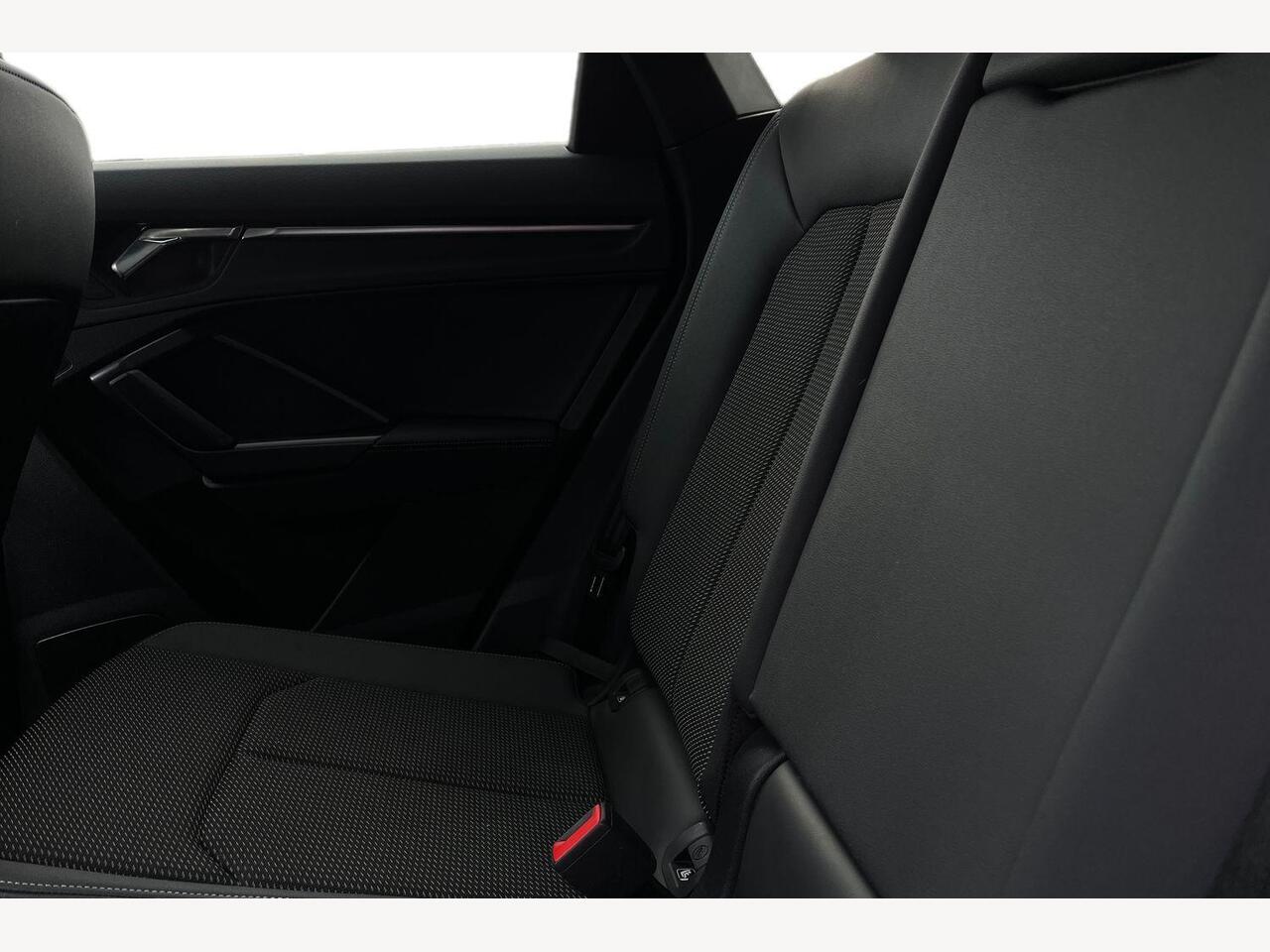 Used Audi Q3 2021 for sale - 76680827: Photo 8