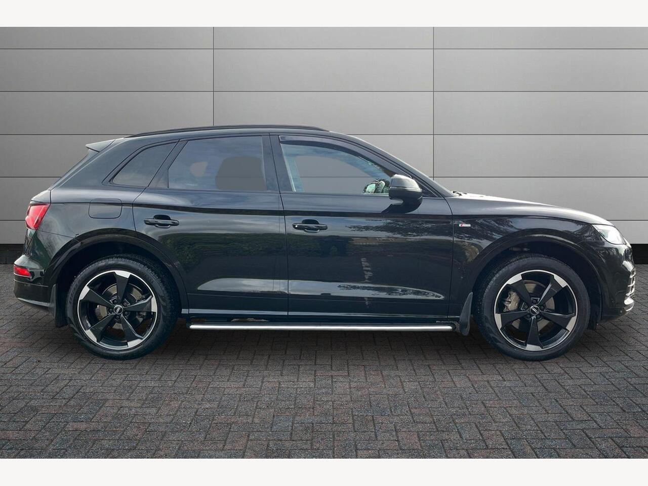 Used Audi Q5 2019 for sale - 76673506: Photo 4