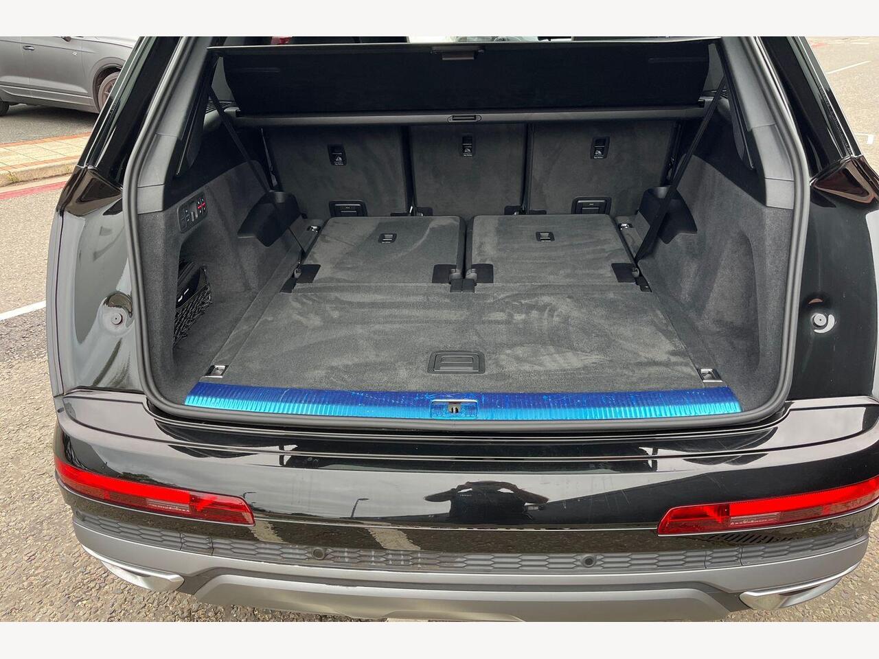 Used Audi Q7 2023 for sale - 76676491: Photo 12