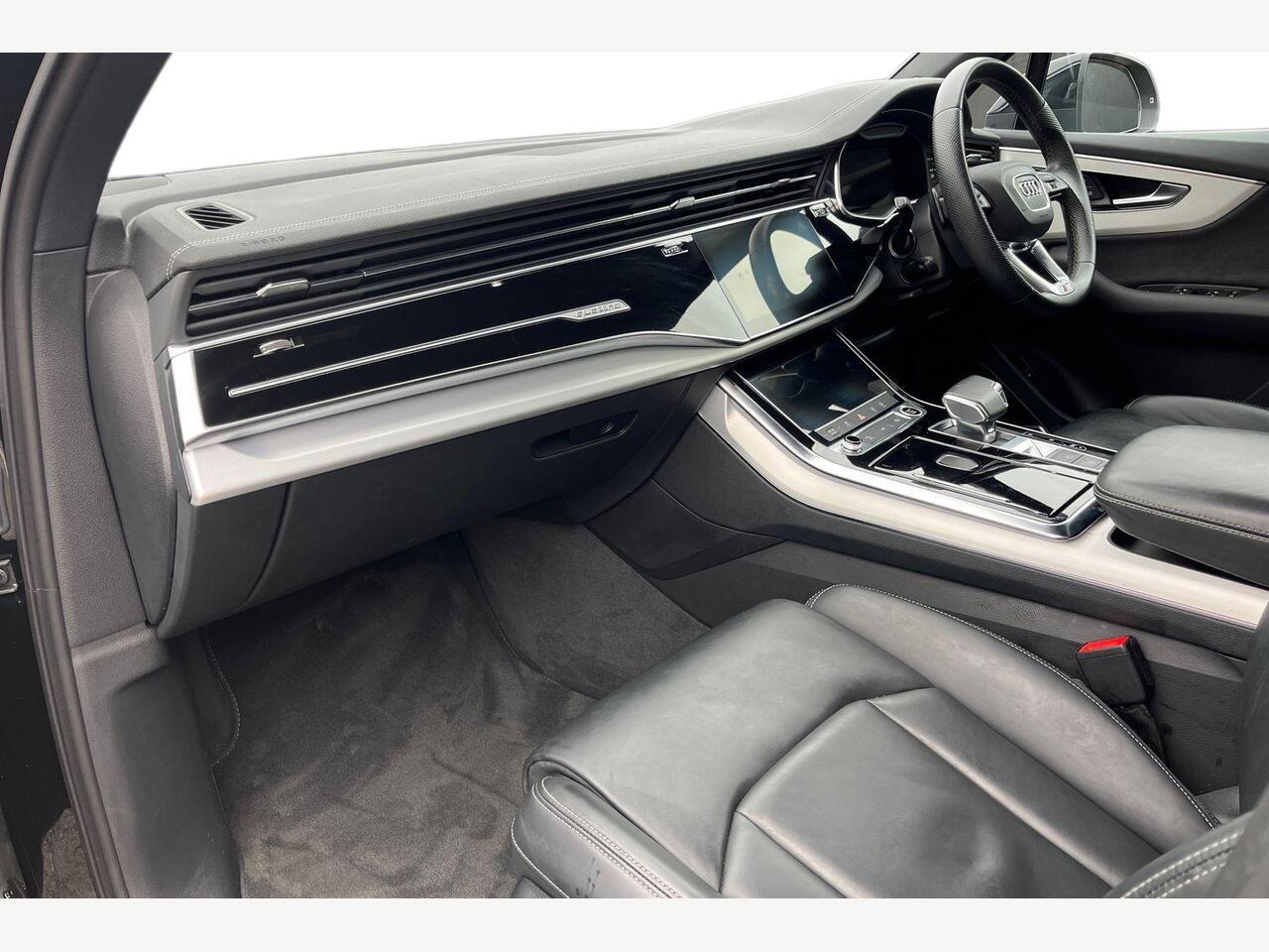 Used Audi Q7 2023 for sale - 76676491: Photo 2