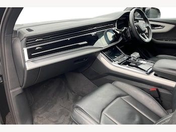 Used Audi Q7 2023 for sale - 76676491: Photo