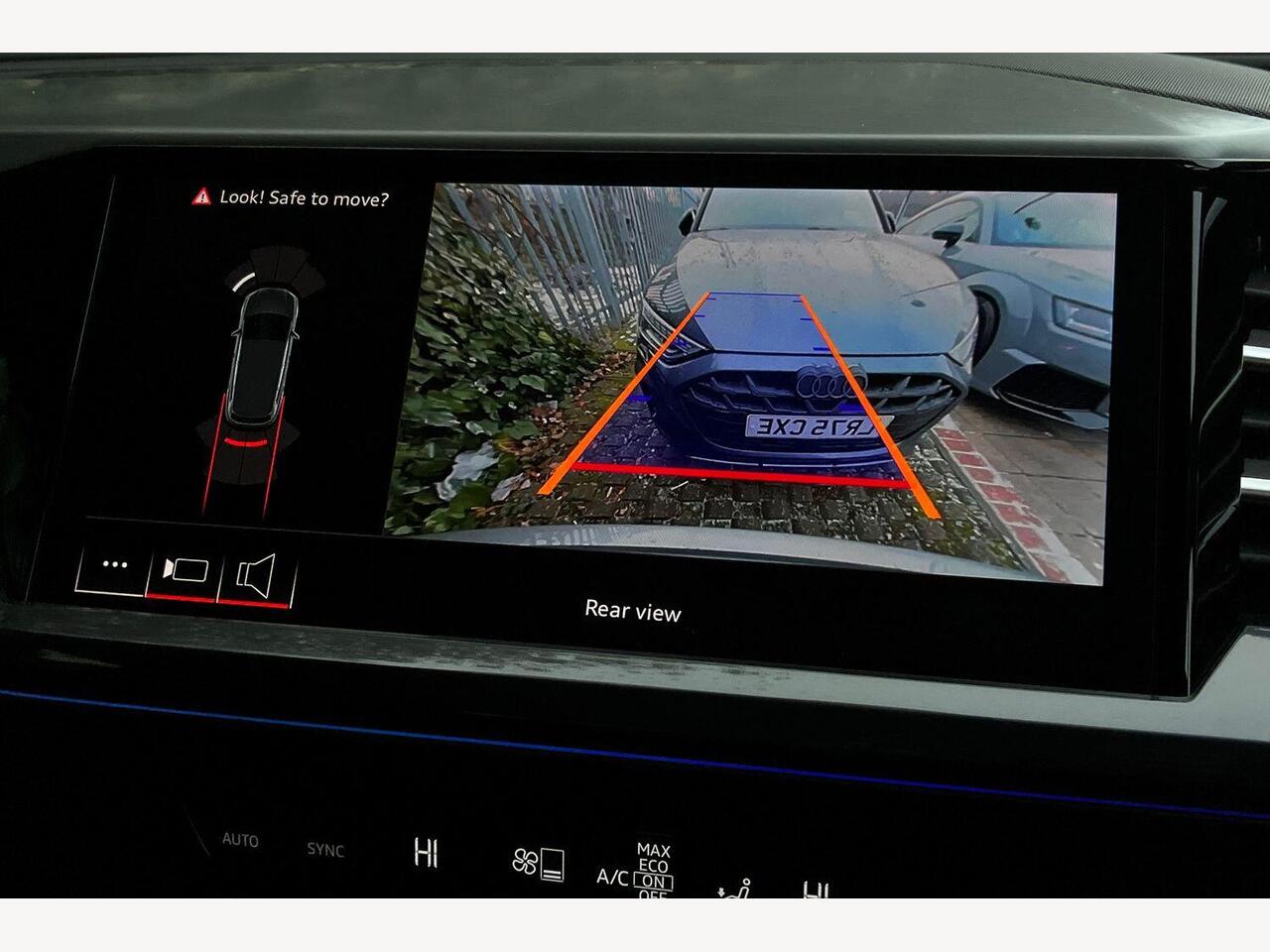 Used Audi Q4 e-tron 2025 for sale - 77132906: Photo 13