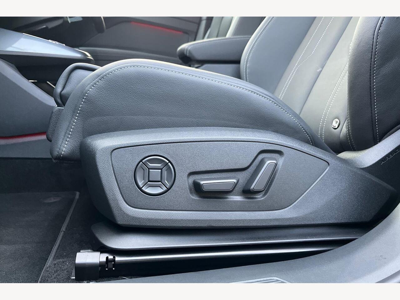 Used Audi Q4 e-tron 2025 for sale - 77132906: Photo 15