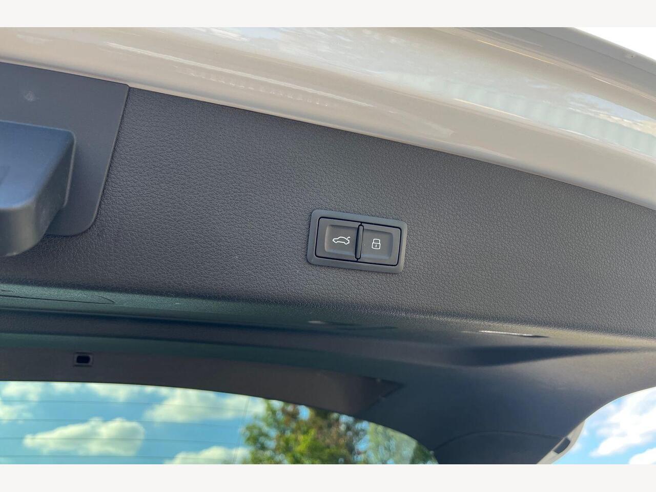 Used Audi e-tron 2022 for sale - 76900139: Photo 18