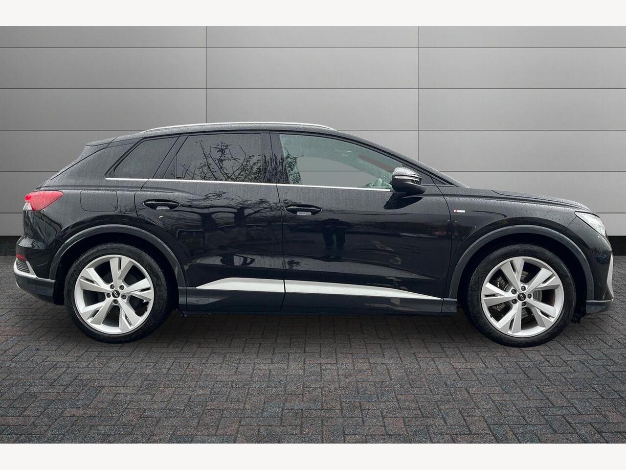 Used Audi Q4 e-tron 2021 for sale - 76681404: Photo 4