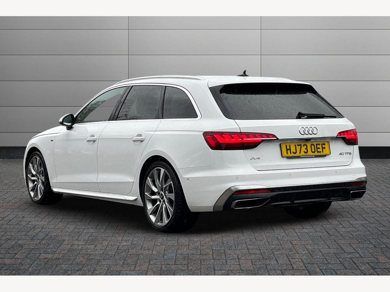 Used Audi A4 2023 for sale - 76676153: Photo 3