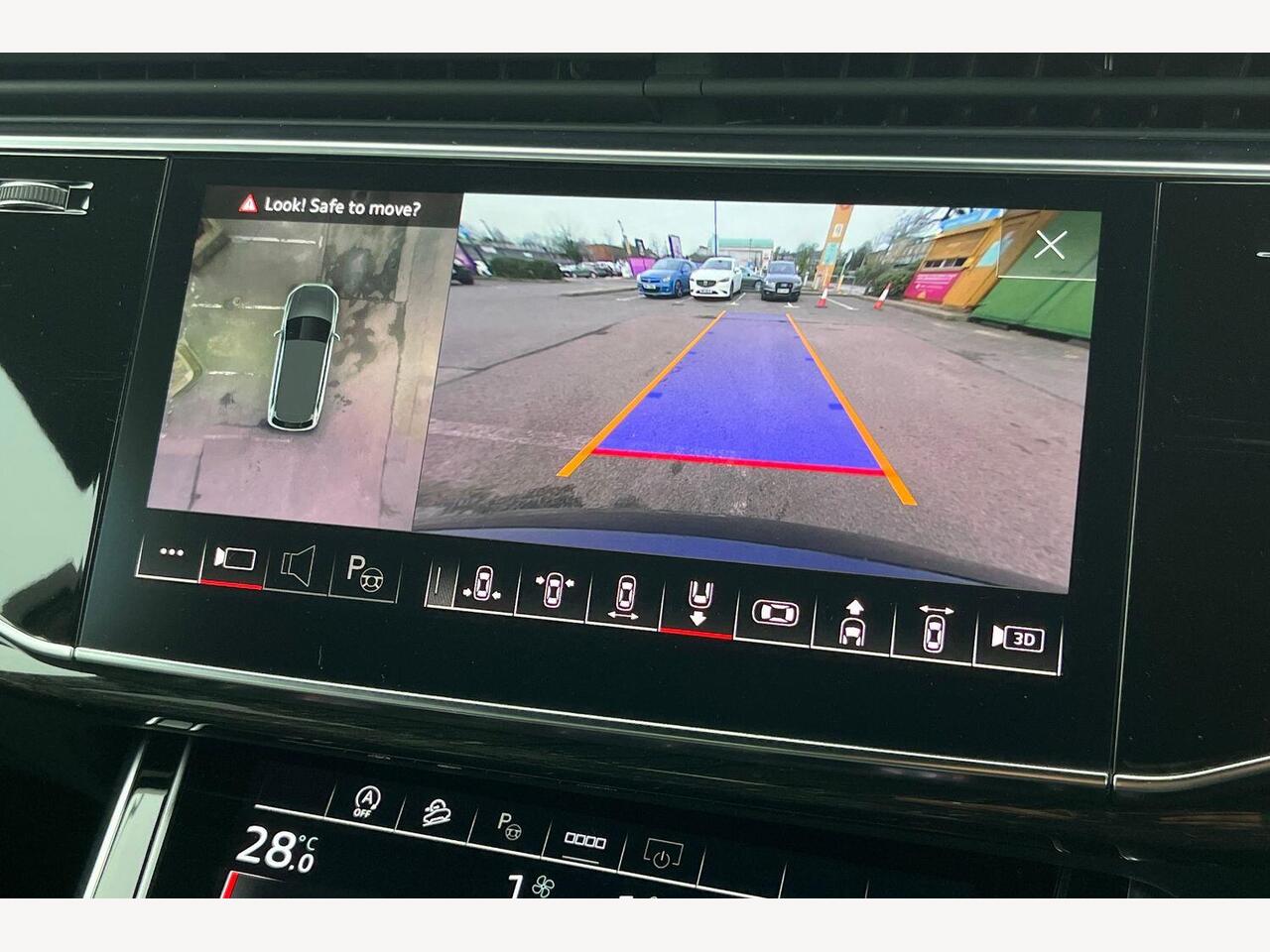 Used Audi Q7 2022 for sale - 77927040: Photo 13