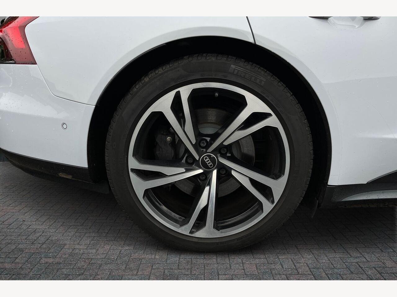 Used Audi e-tron GT 2022 for sale - 77673322: Photo 5