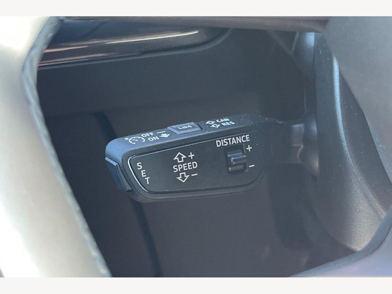 Used Audi Q4 e-tron 2023 for sale - 78169209: Photo 17