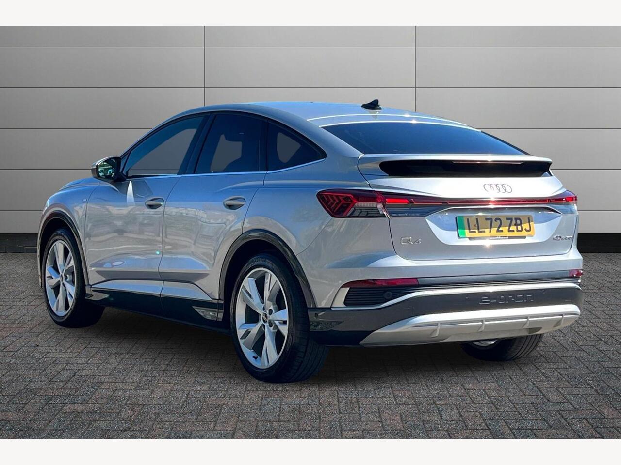 Used Audi Q4 e-tron 2023 for sale - 78169209: Photo 3