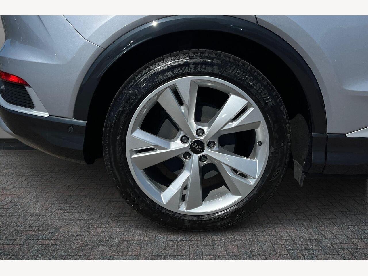 Used Audi Q4 e-tron 2023 for sale - 78169209: Photo 5