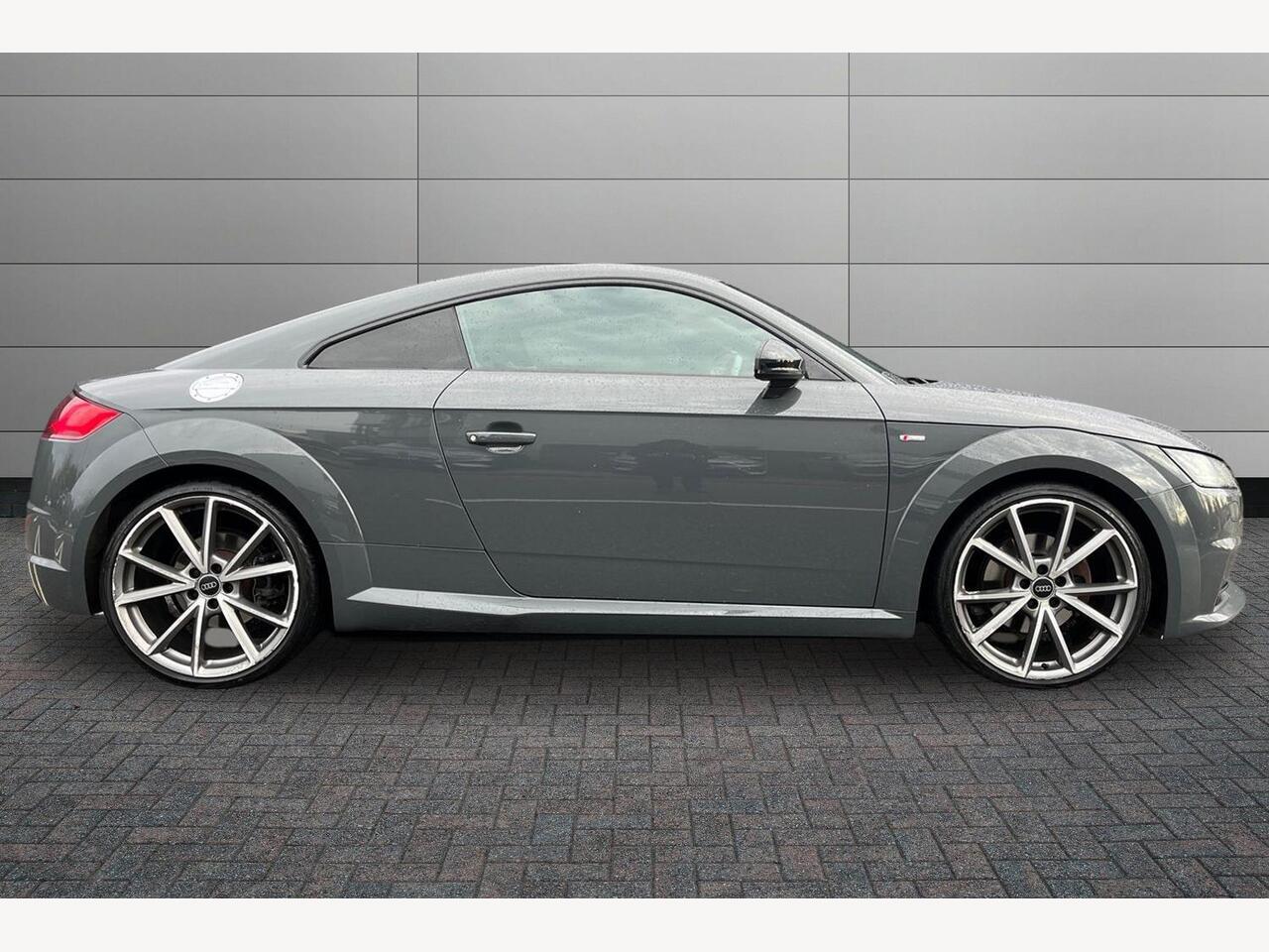 Used Audi TT 2017 for sale - 76717090: Photo 4