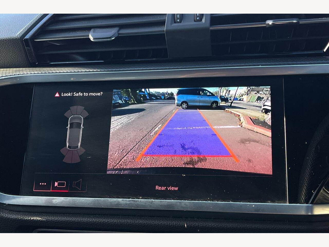 Used Audi Q3 2021 for sale - 76674556: Photo 13