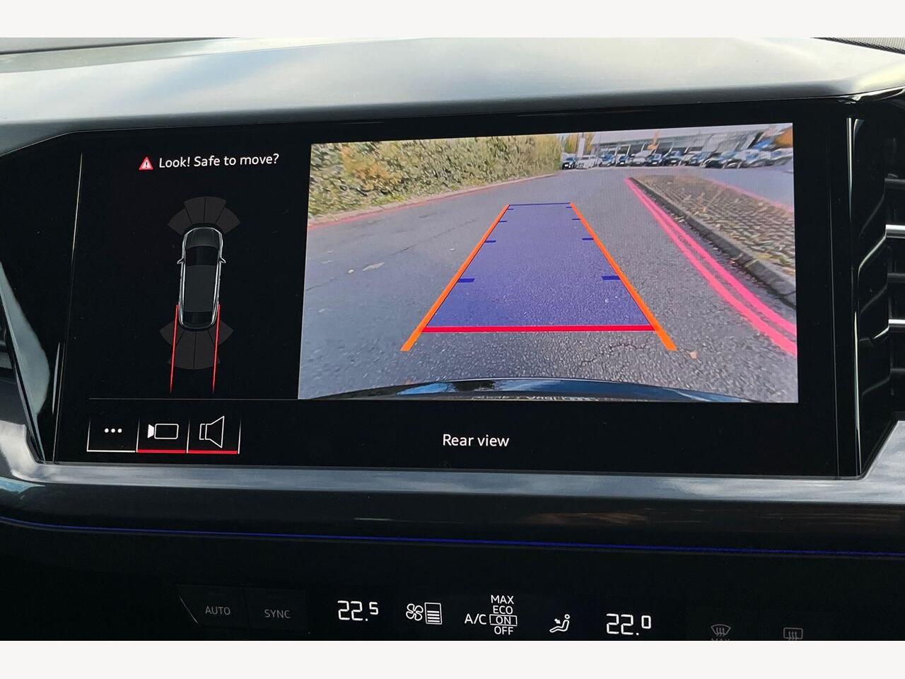 Used Audi Q4 e-tron 2025 for sale - 77685584: Photo 14