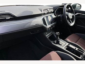 Used Audi Q3 2023 for sale - 77972415: Photo