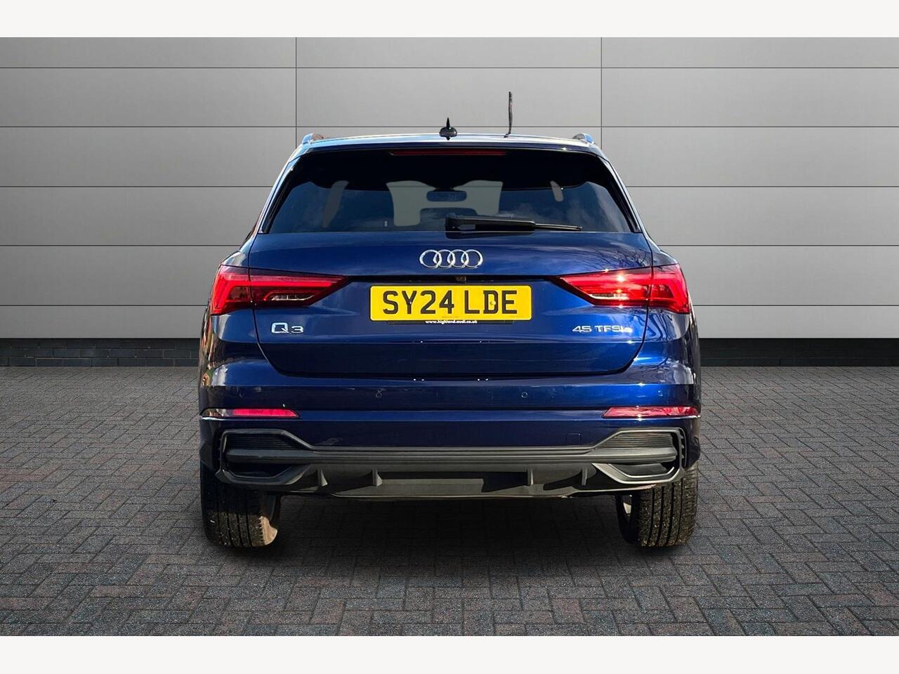 Used Audi Q3 2024 for sale - 77360379: Photo 11
