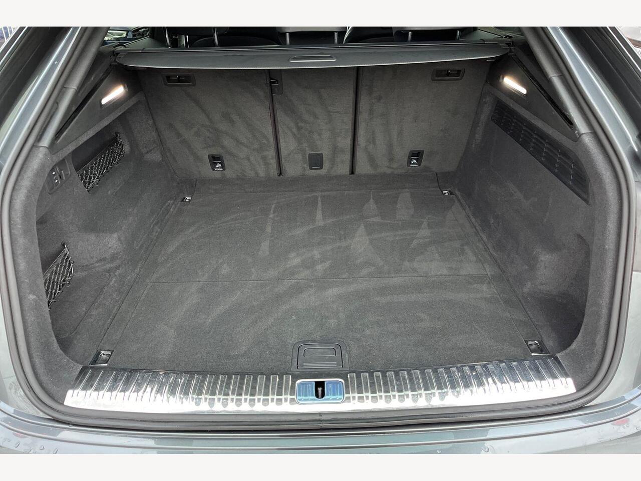 Used Audi Q8 2021 for sale - 76674307: Photo 12