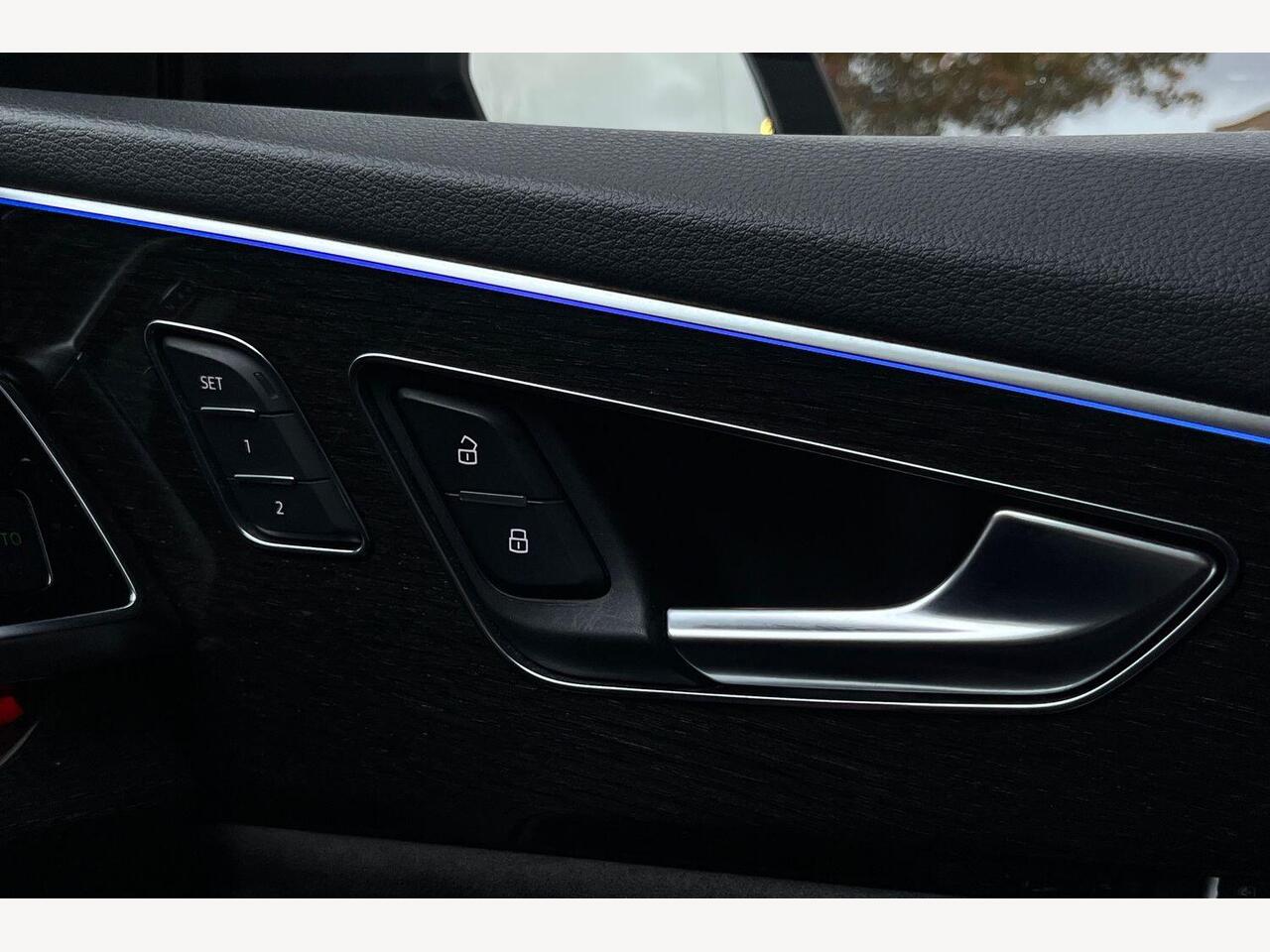 Used Audi Q8 2021 for sale - 76674307: Photo 25