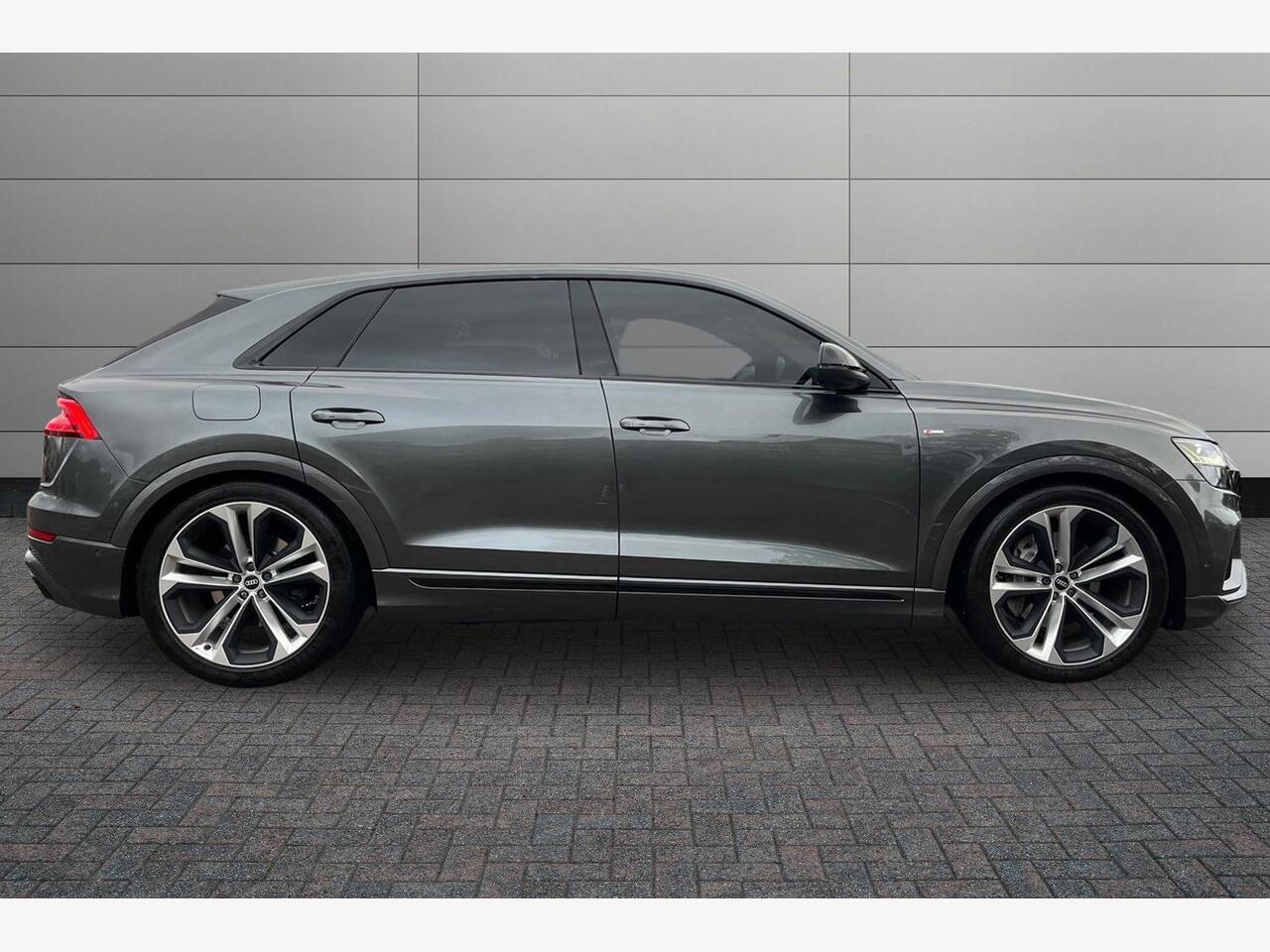 Used Audi Q8 2021 for sale - 76674307: Photo 4