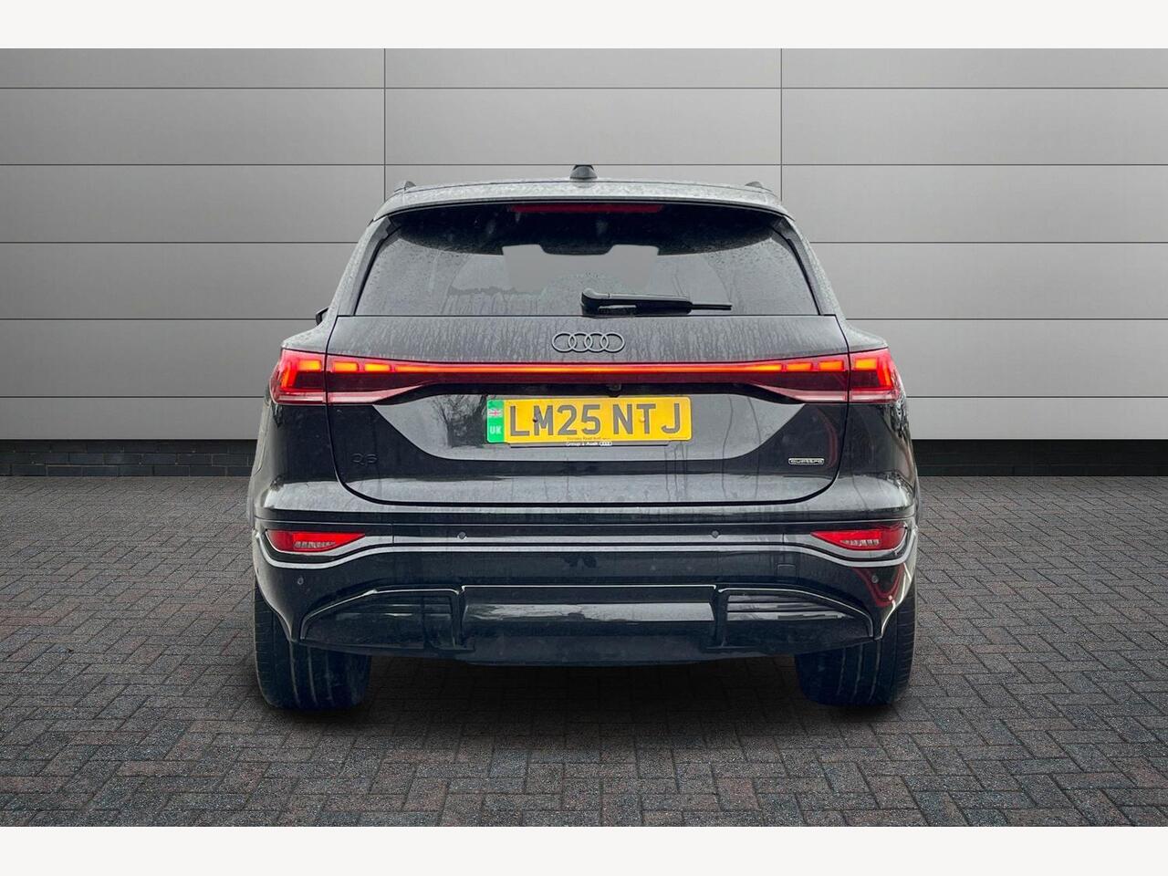 Used Audi Q6 e-tron 2025 for sale - 78070948: Photo 11