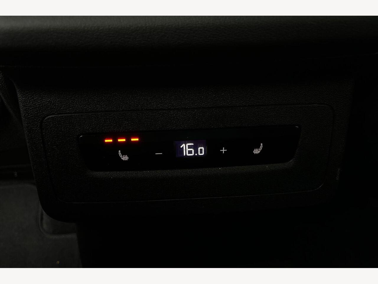 Used Audi Q6 e-tron 2025 for sale - 78070948: Photo 18