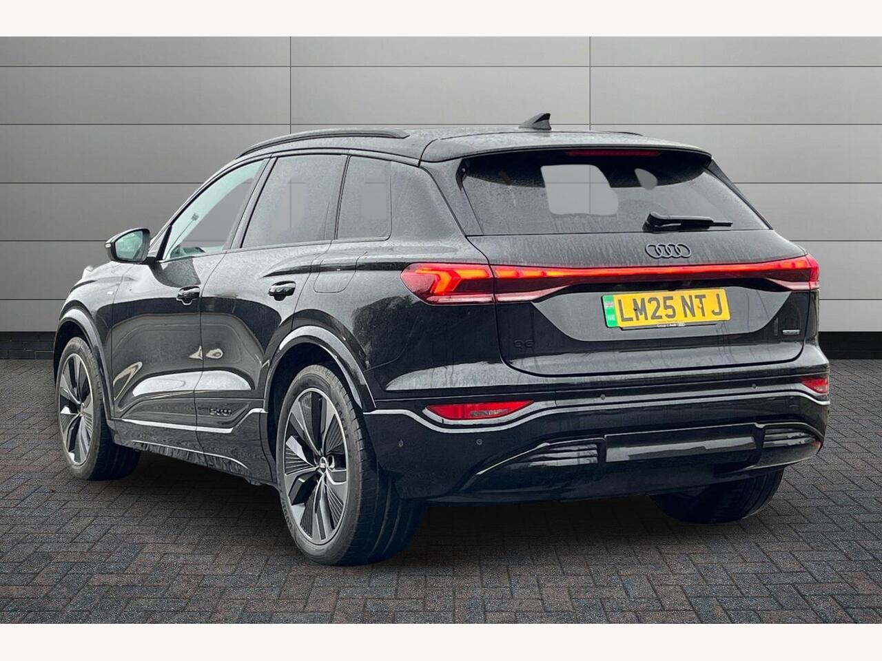 Used Audi Q6 e-tron 2025 for sale - 78070948: Photo 3