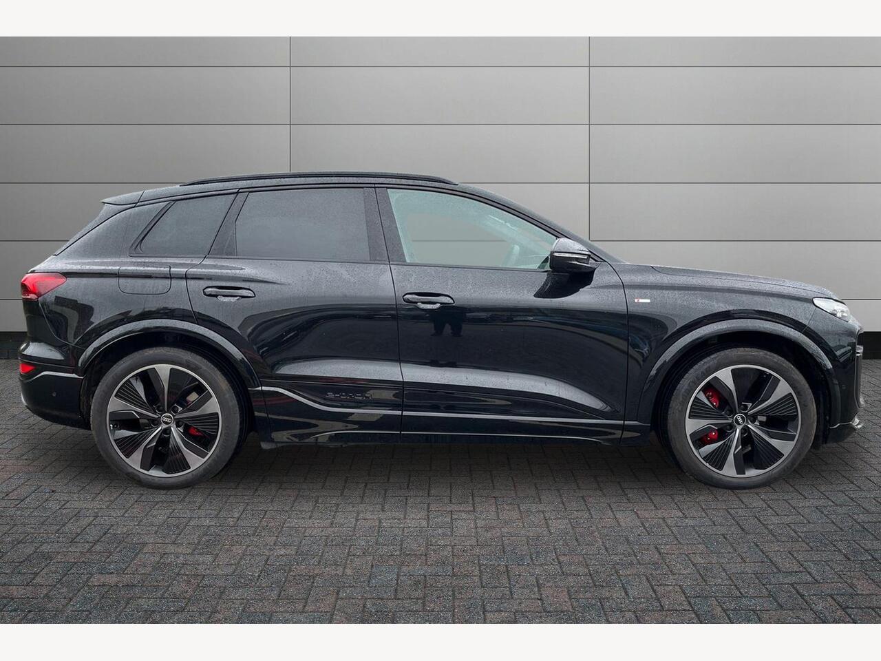 Used Audi Q6 e-tron 2025 for sale - 78070948: Photo 4