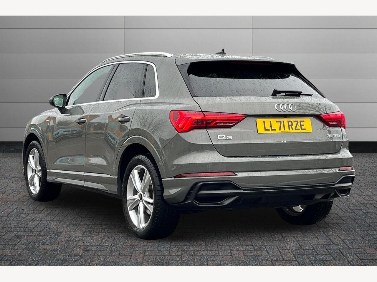 Used Audi Q3 2022 for sale - 77388673: Photo 3