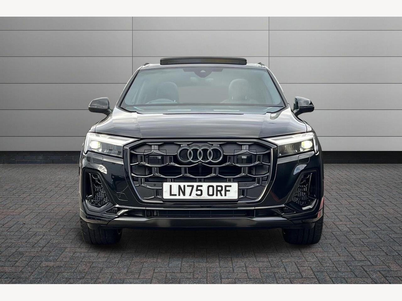 Used Audi Q7 2025 for sale - 76977540: Photo 10