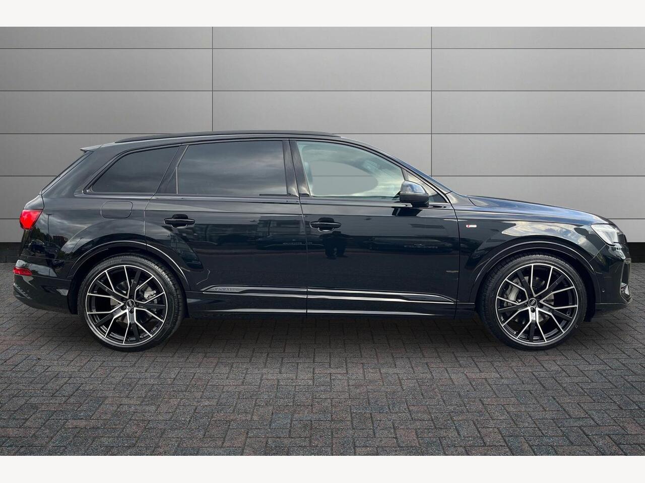 Used Audi Q7 2025 for sale - 76977540: Photo 4