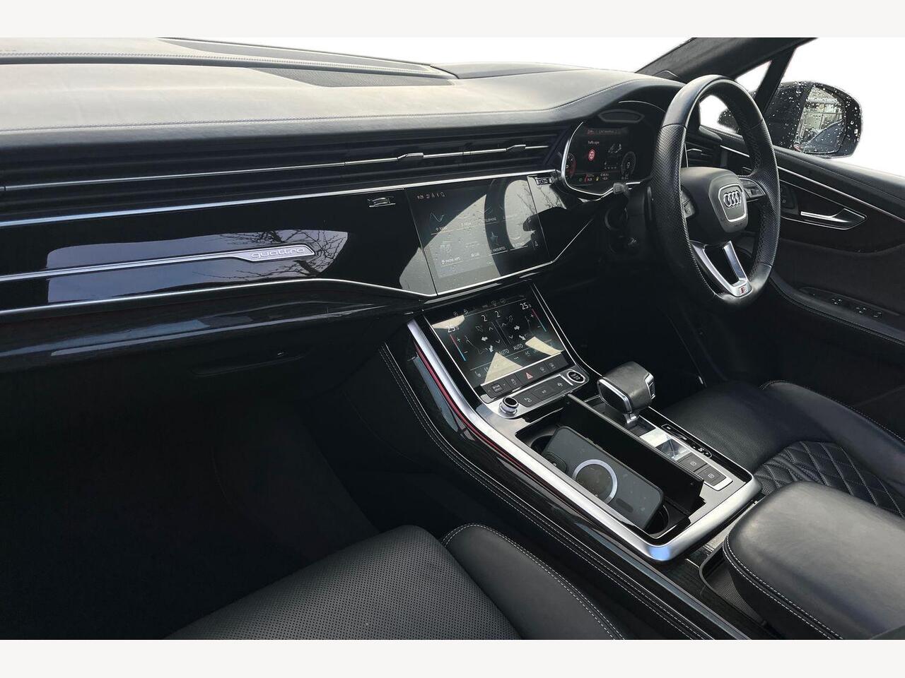 Used Audi Q7 2021 for sale - 77442384: Photo 2