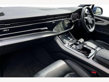 Used Audi Q7 2023 for sale - 78290222: Photo