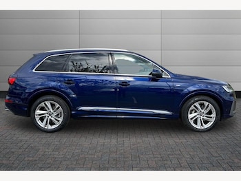 Used Audi Q7 2023 for sale - 78290222: Photo
