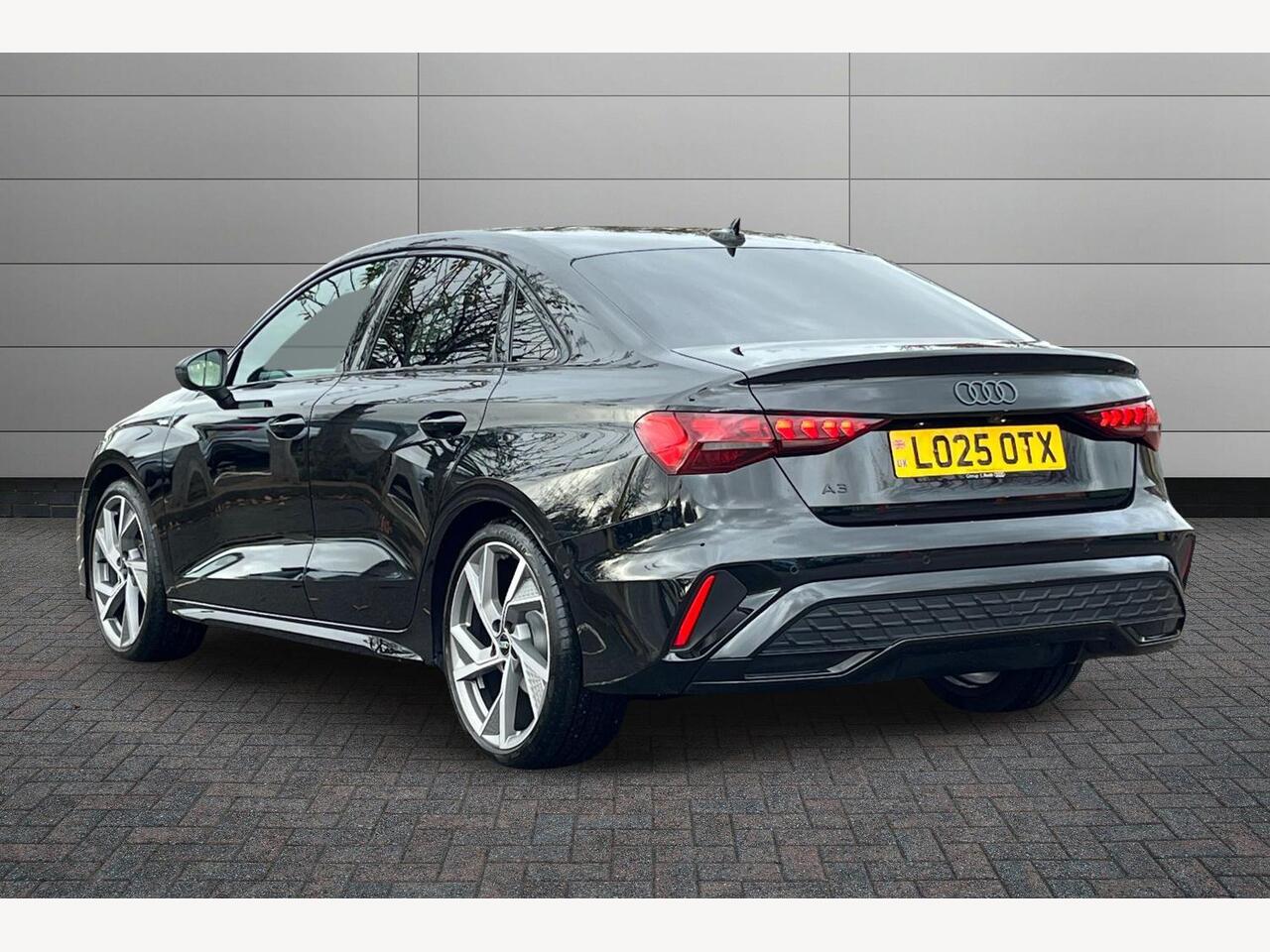 Used Audi A3 2025 for sale - 76680202: Photo 3