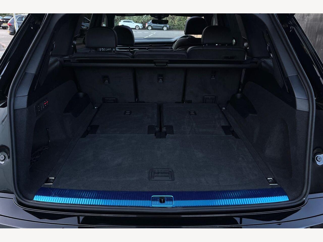 Used Audi Q7 2026 for sale - 77941890: Photo 12