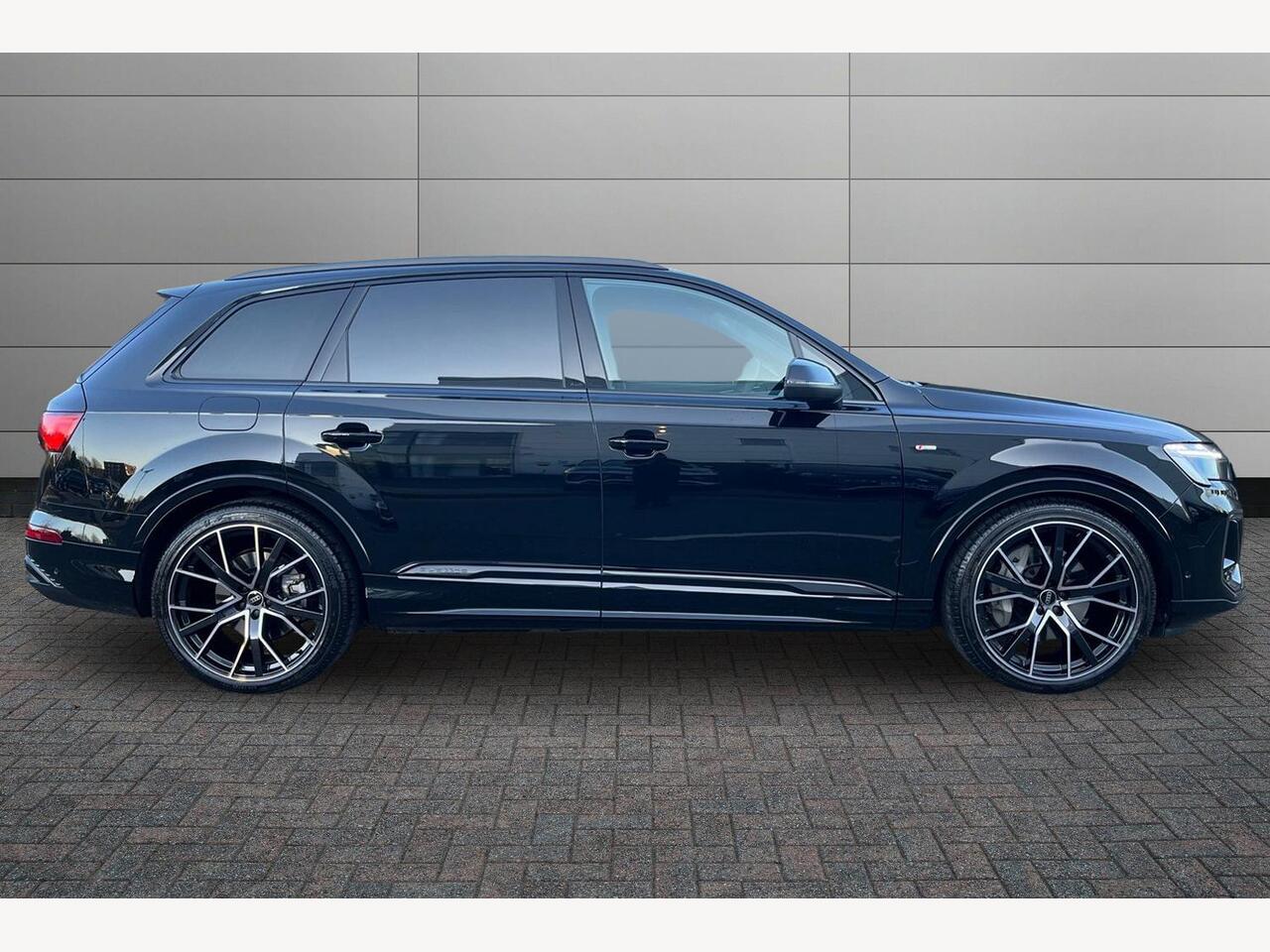 Used Audi Q7 2026 for sale - 77941890: Photo 4