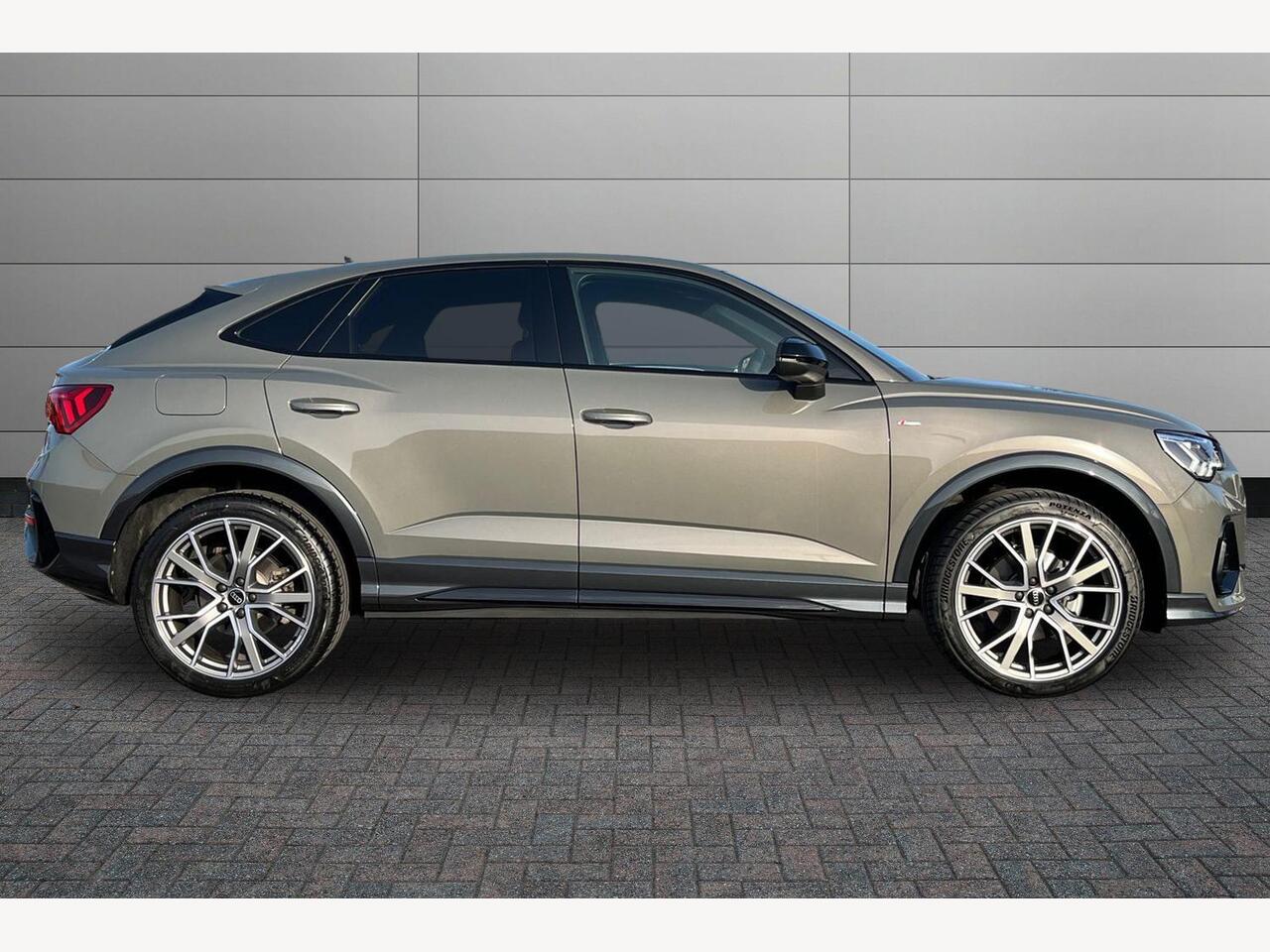 Used Audi Q3 2025 for sale - 77673270: Photo 4