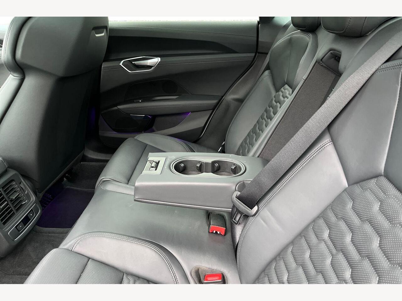 Used Audi e-tron GT 2022 for sale - 77551889: Photo 9