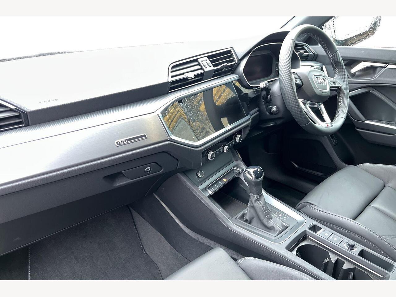 Used Audi Q3 2024 for sale - 77009958: Photo 2