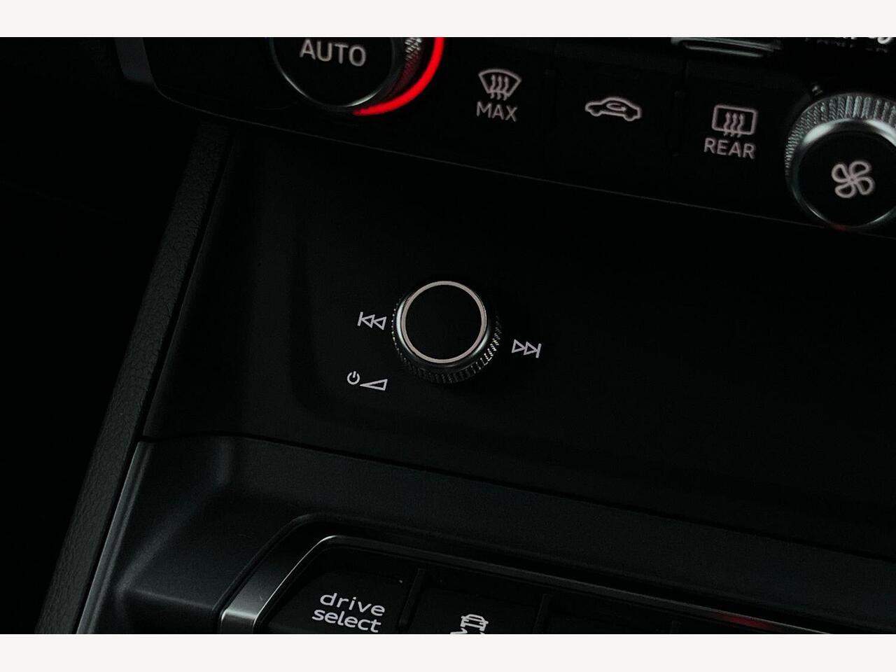 Used Audi Q3 2024 for sale - 77009958: Photo 23