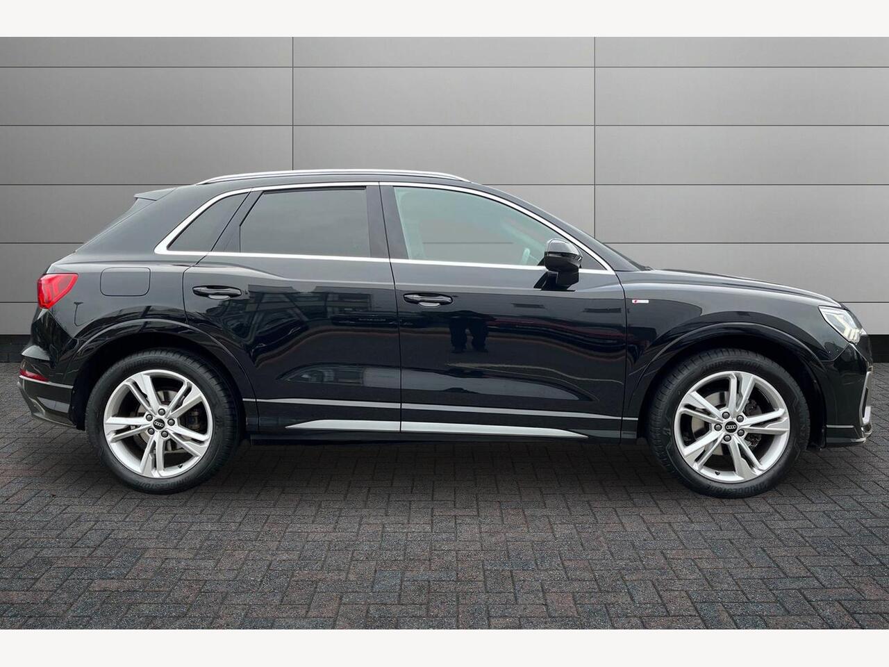 Used Audi Q3 2022 for sale - 77231715: Photo 4