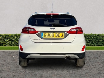 Used Ford Fiesta 2018 for sale - 77995140: Photo