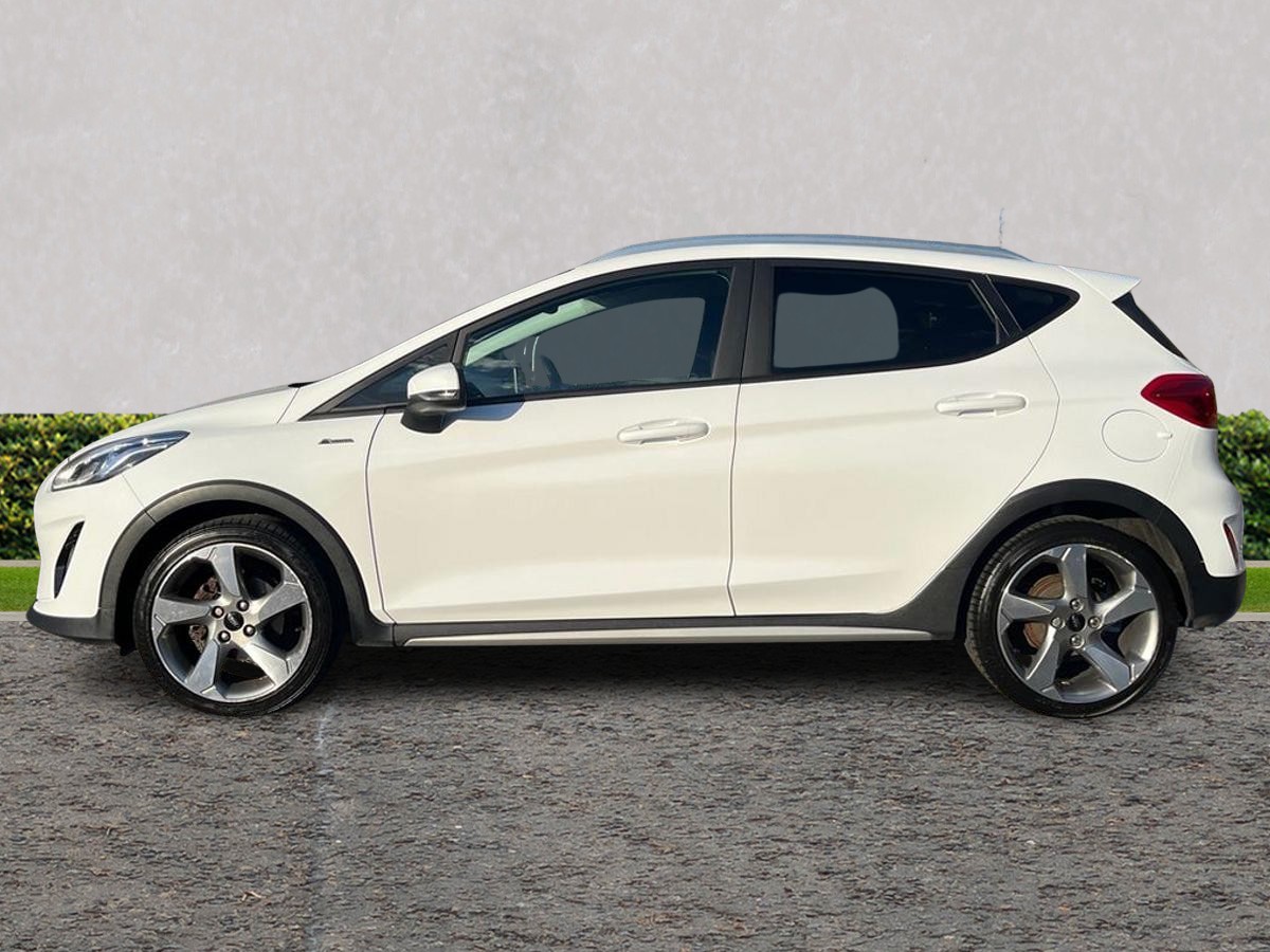 Used Ford Fiesta 2018 for sale - 77995140: Photo 6