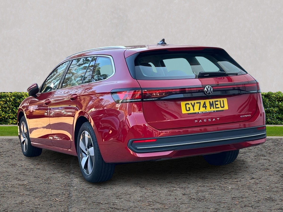 Used Volkswagen Passat 2024 for sale - 77884577: Photo 5