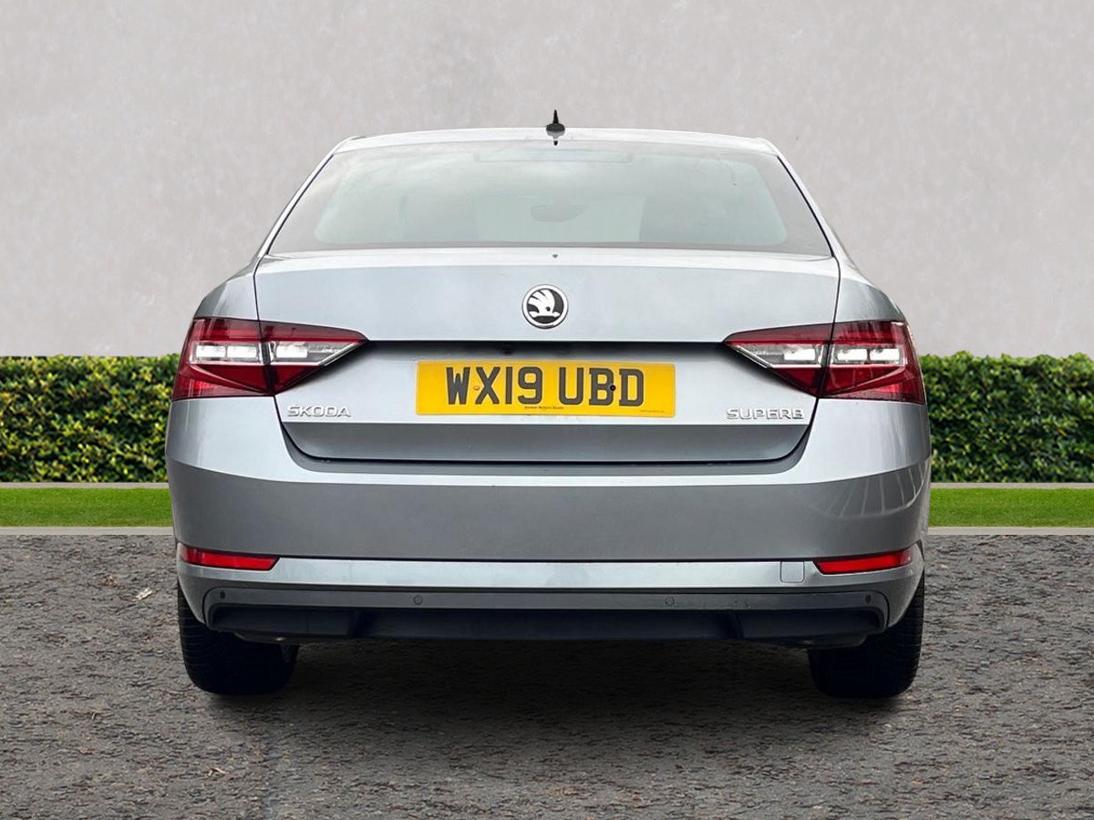 Used Skoda Superb 2019 for sale - 77884575: Photo 4