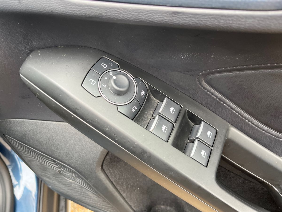 Used Ford Focus 2023 for sale - 77884581: Photo 18