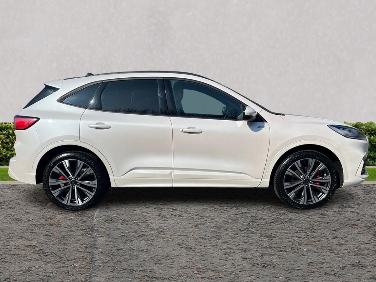 Used Ford Kuga 2023 for sale - 77884571: Photo 2