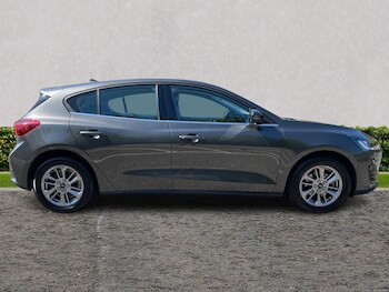 Used Ford Focus 2023 for sale - 78343919: Photo