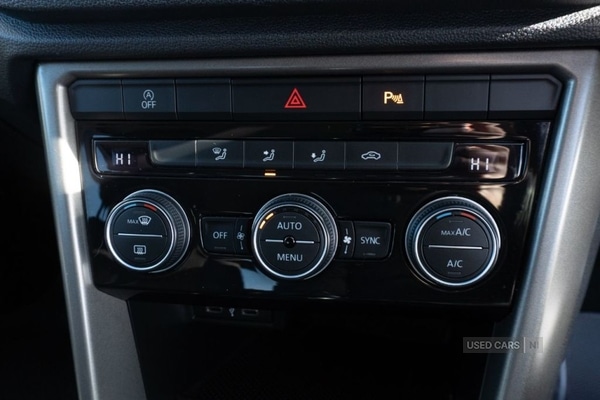 Used Volkswagen T-Roc 2021 for sale - 76410009: Photo 30